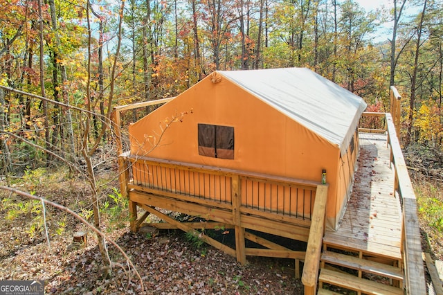 view of outbuilding