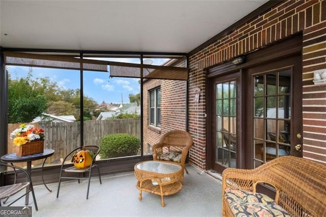 sunroom / solarium with a healthy amount of sunlight