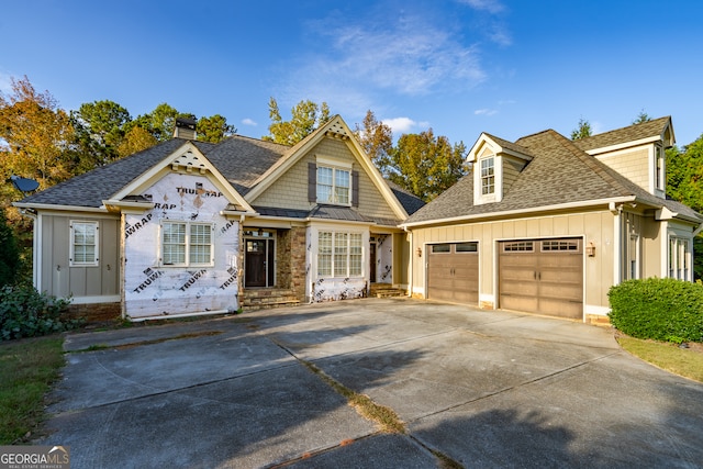 view of front facade with a garage