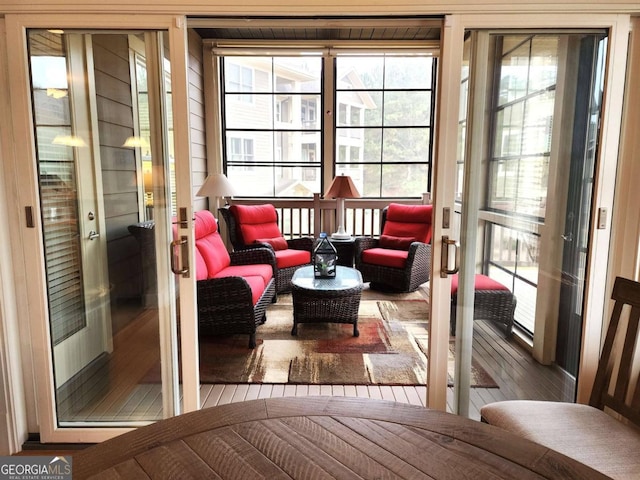 view of sunroom / solarium