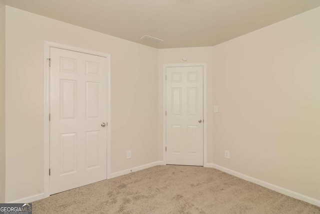 empty room with carpet