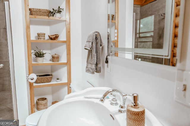 bathroom with sink