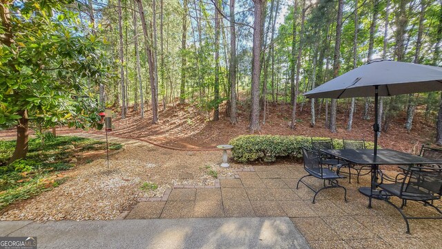 5 Arabian Ave, Alpharetta, GA 30004 - view of yard with outdoor dining space