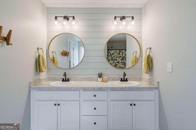 bathroom featuring vanity