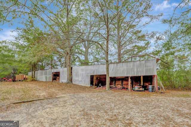 view of outdoor structure