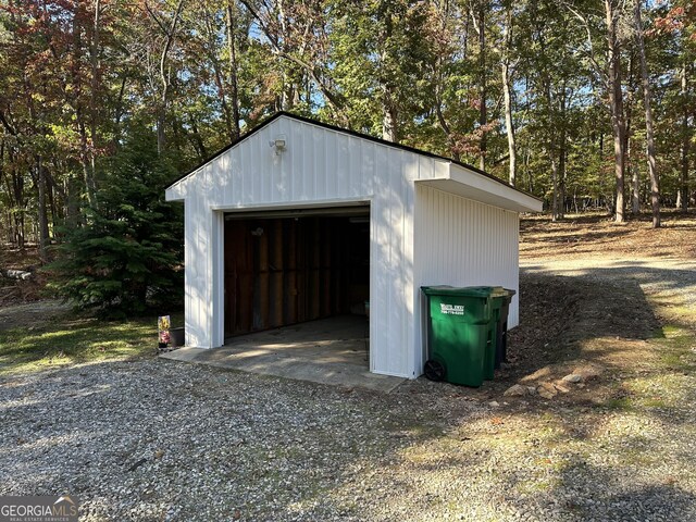 view of yard with a fire pit