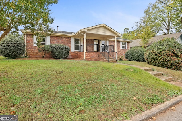 view of front of property with a front lawn