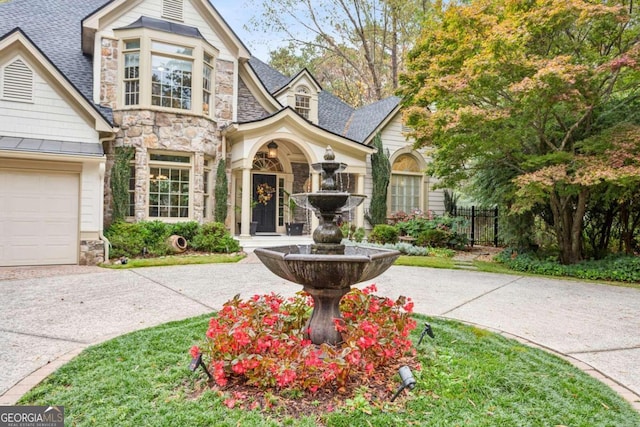 view of front of house featuring a garage