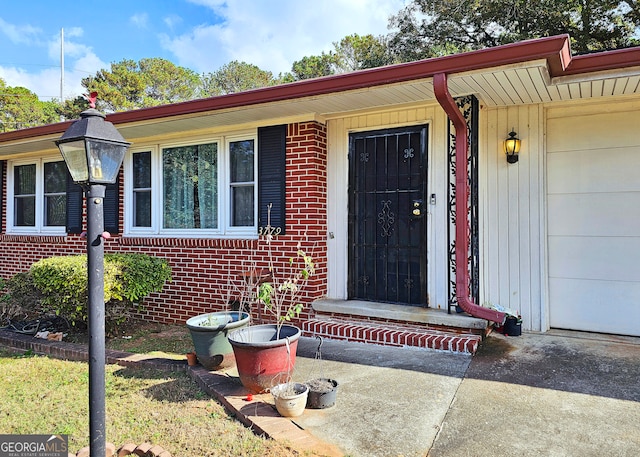 view of property entrance