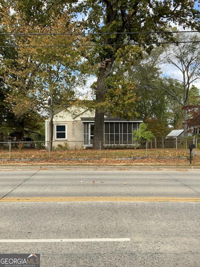 view of front facade