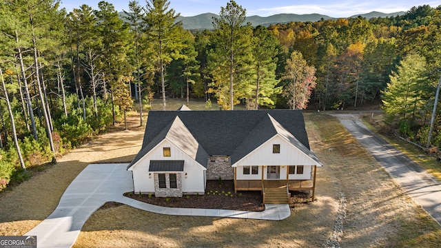 bird's eye view featuring a mountain view