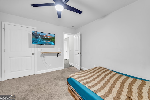 bedroom with carpet flooring and ceiling fan