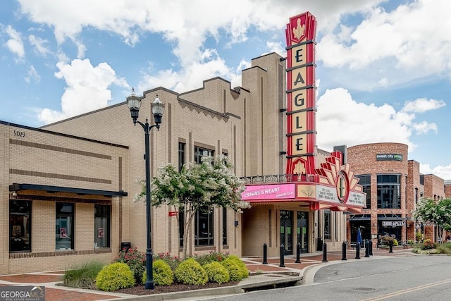 view of building exterior