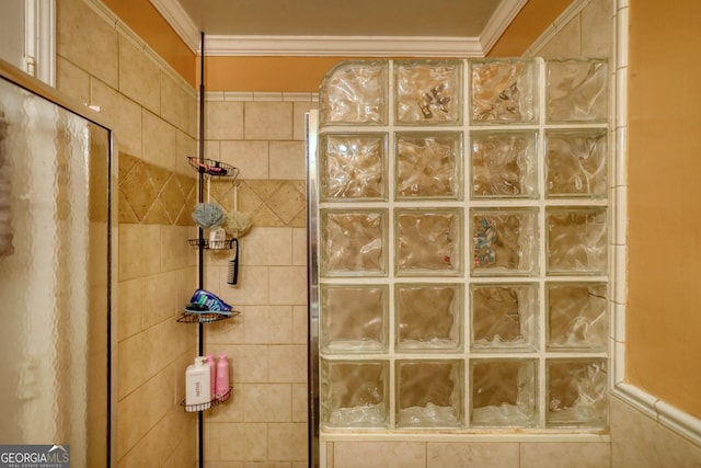 details with a shower and crown molding