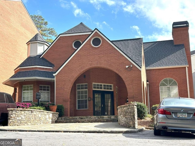 view of front facade