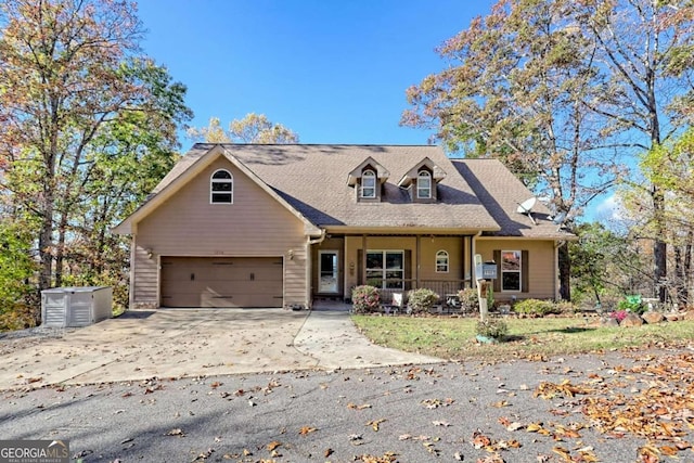 view of front of home featuring covered porch