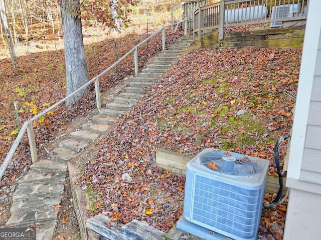 view of yard with central AC