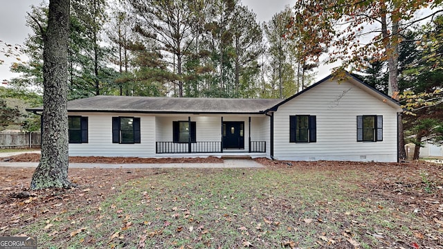 ranch-style house with a porch