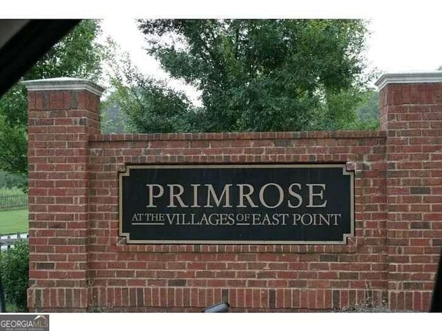 2357 Bayrose Cir Unit 57B, Atlanta, GA 30344 - view of community sign