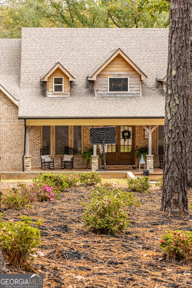 view of front of house featuring a porch