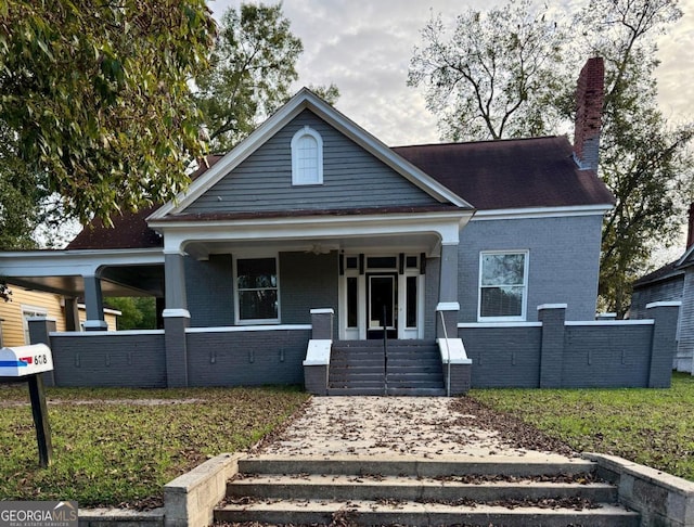 view of front of house featuring a porch