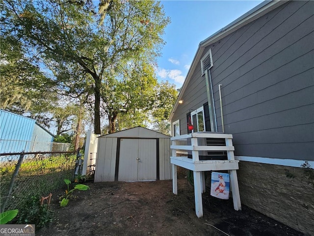 view of outbuilding