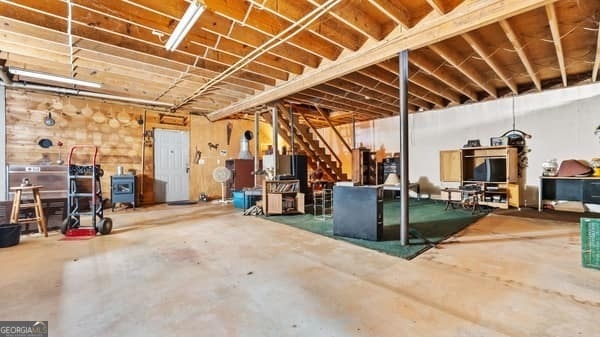 287 Branch Rd, Cedartown, GA 30125 - below grade area with stairway