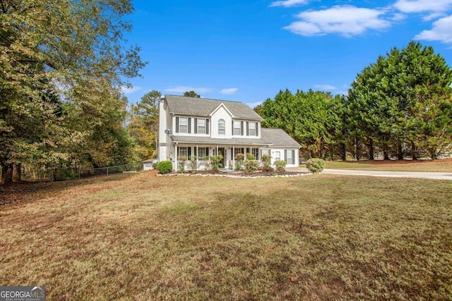 view of front of home featuring a front lawn