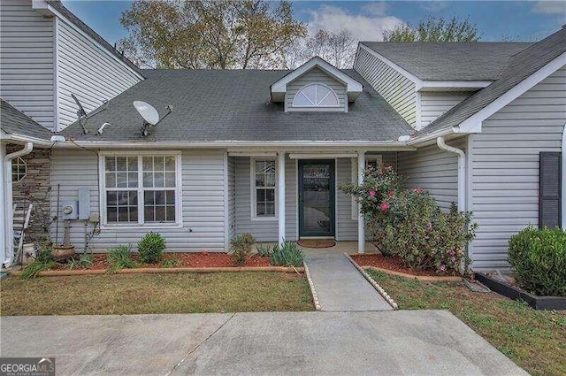 exterior space featuring a yard