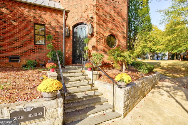 view of property entrance