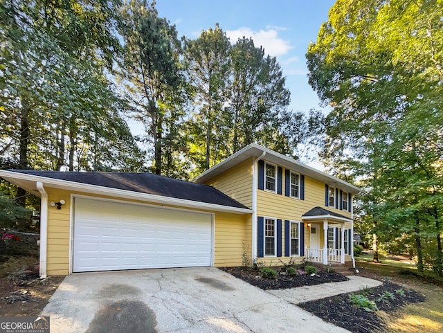 view of front facade with a garage