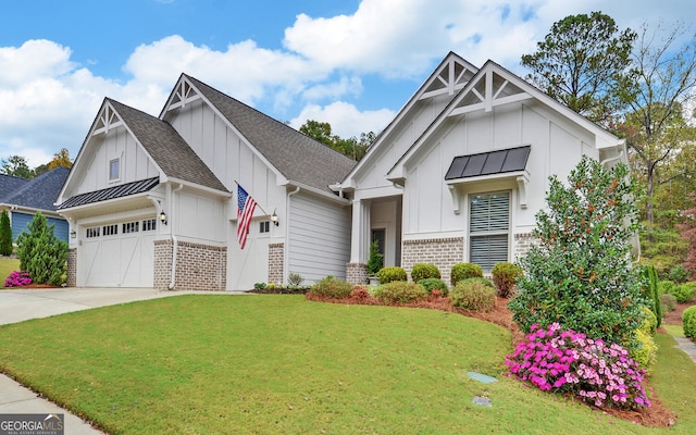 view of front facade featuring a garage and a front lawn