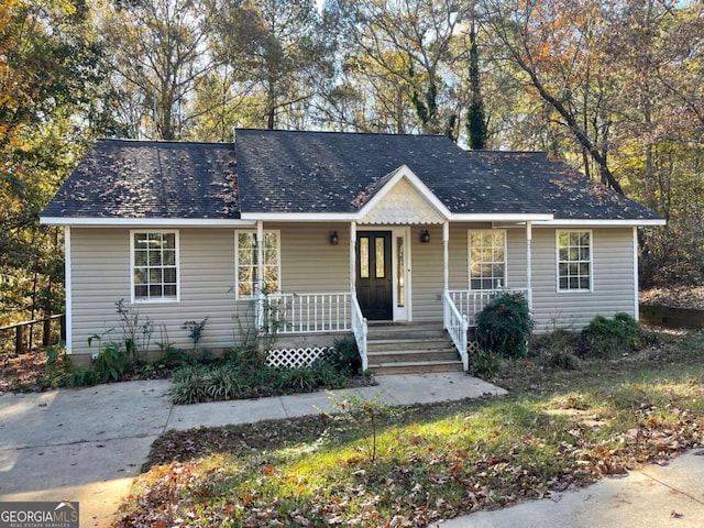 view of front of home featuring a porch