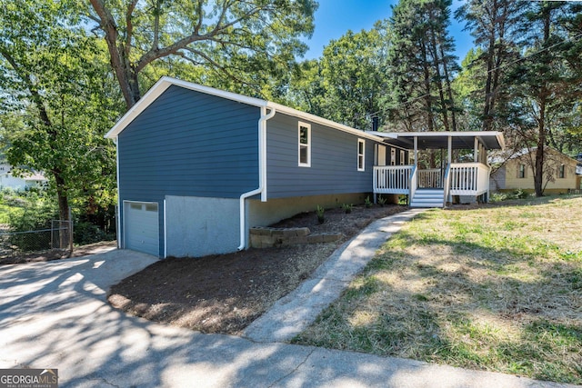 view of front of house with covered porch