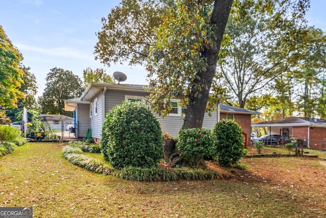 view of side of property