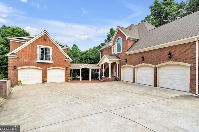 view of front of home featuring a garage