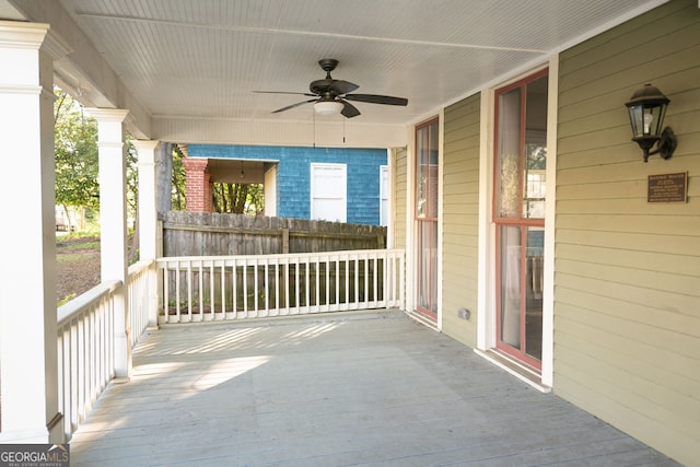 view of patio featuring ceiling fan and covered porch