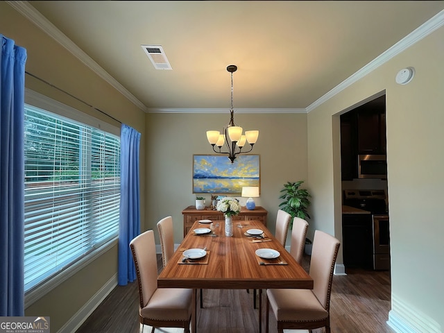 dining room featuring dark wood-type flooring, a notable chandelier, and crown molding