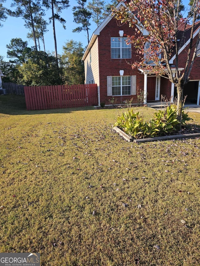 exterior space featuring a lawn