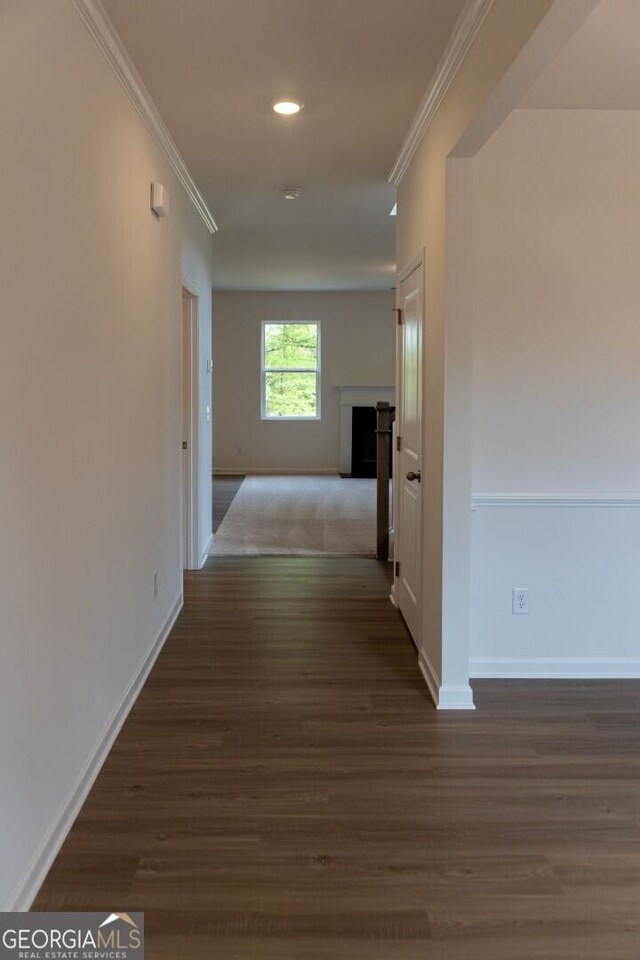 89 Hampton Ridge Way, Jefferson, GA 30549 - corridor featuring crown molding, wood finished floors, baseboards, and recessed lighting