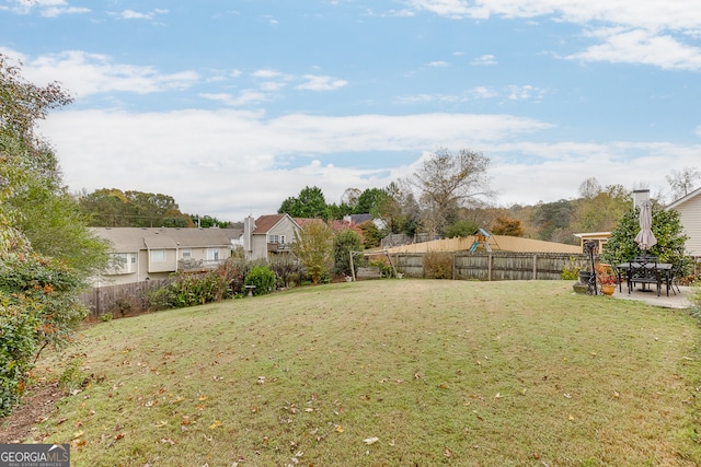 view of yard with a patio