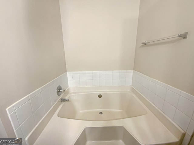 bathroom featuring a bathing tub