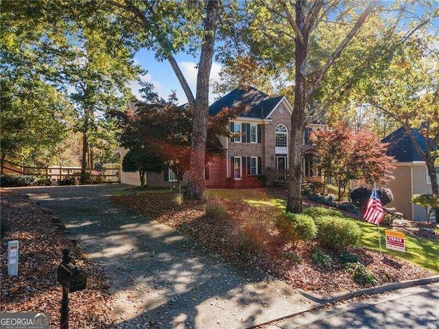 view of front of property