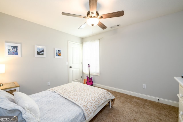 bedroom with carpet flooring and ceiling fan