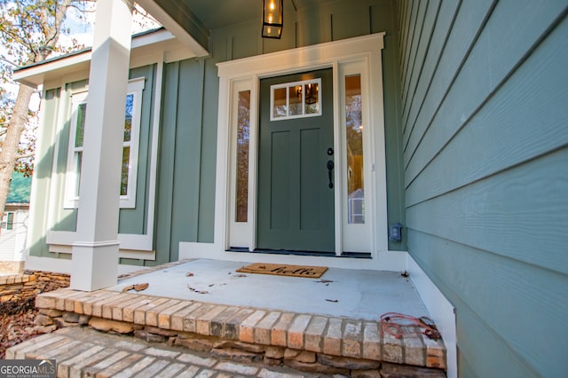 view of property entrance