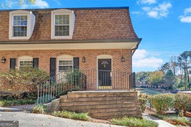 view of front of house with covered porch