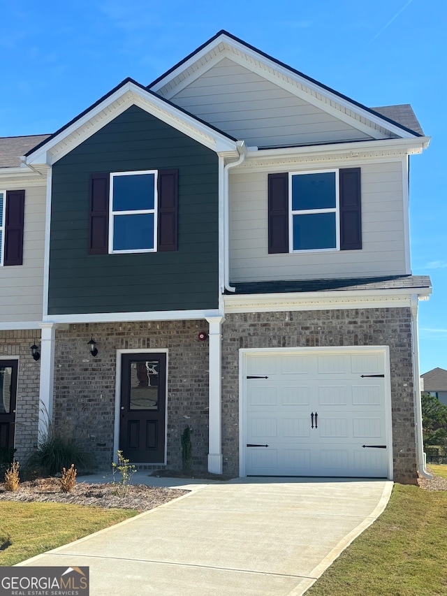 view of front of home featuring a garage