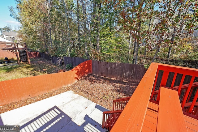 view of yard with a patio