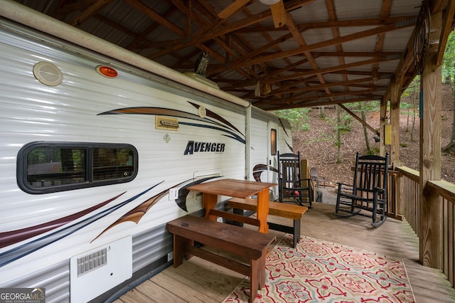 deck with ceiling fan