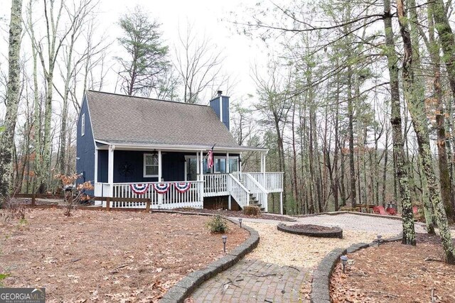 view of front of house with a porch